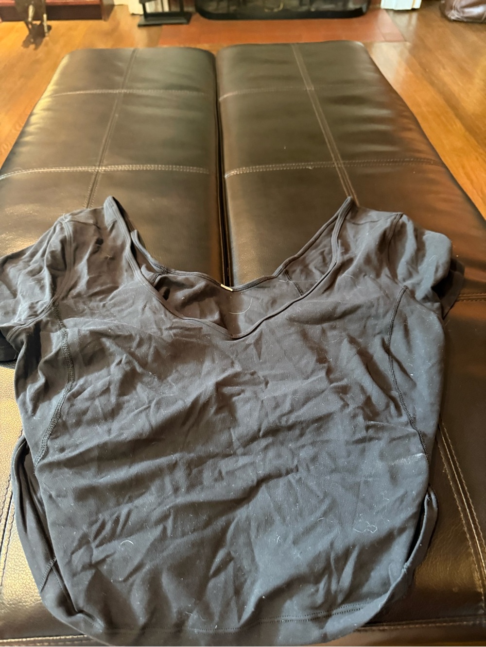 lululemon athletica Black V-Neck Short Sleeve Crop Top